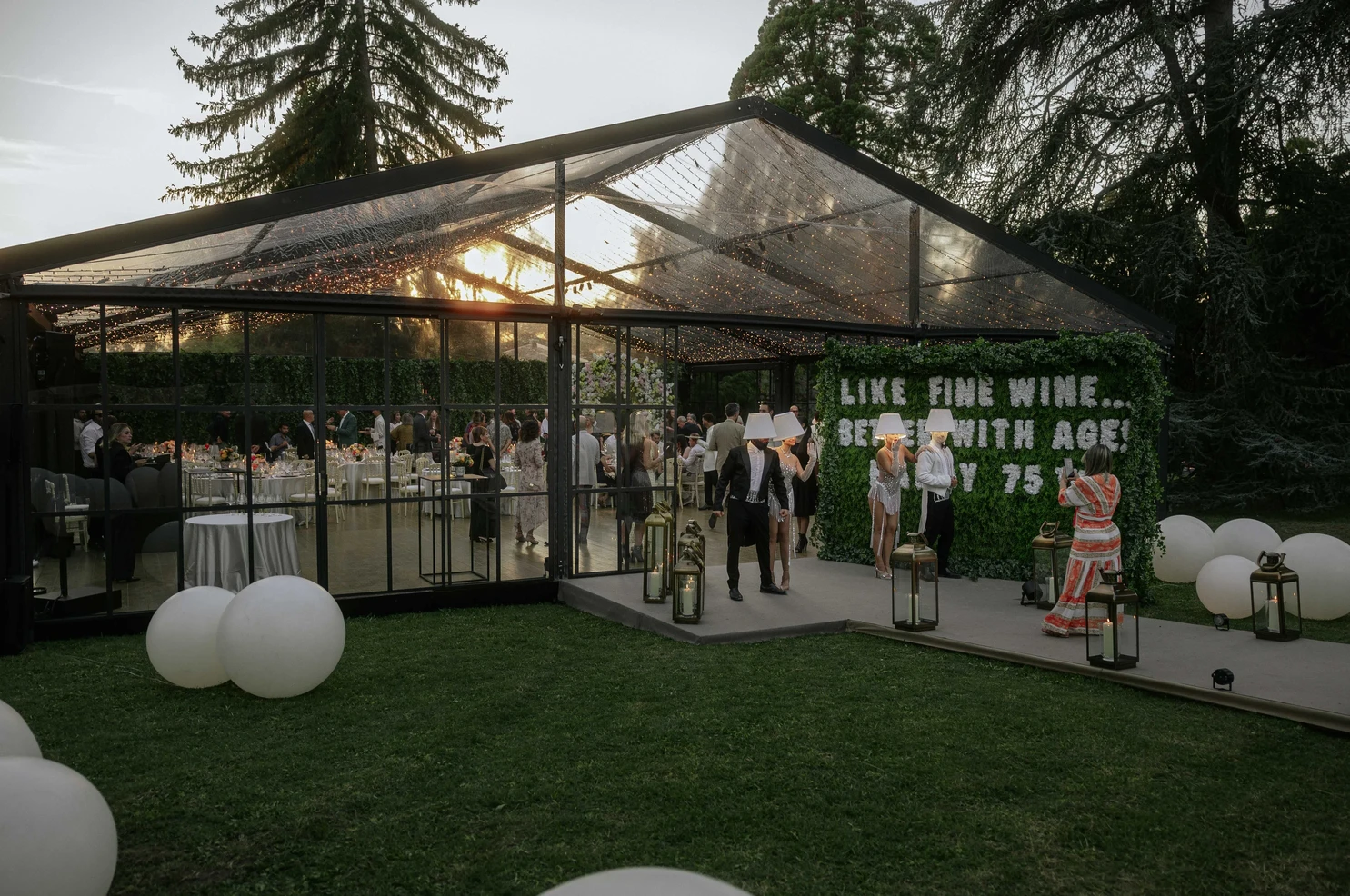 Abat-jour a Villa Bibbiani evento privato di lusso 8001 – BGlare Performers